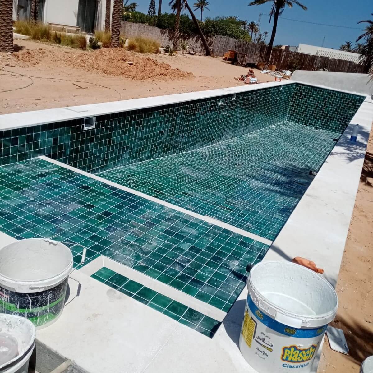 Djerba mahboubine piscine ben zarrouk construction